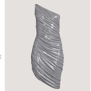 Norma Kamali Diana One-Shoulder Lamé Dress